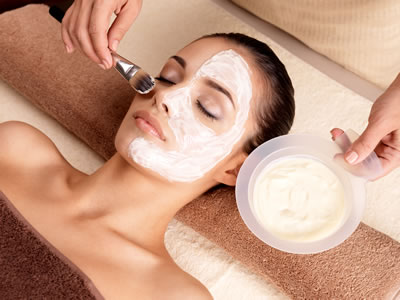 Deep Pore Cleansing Facial